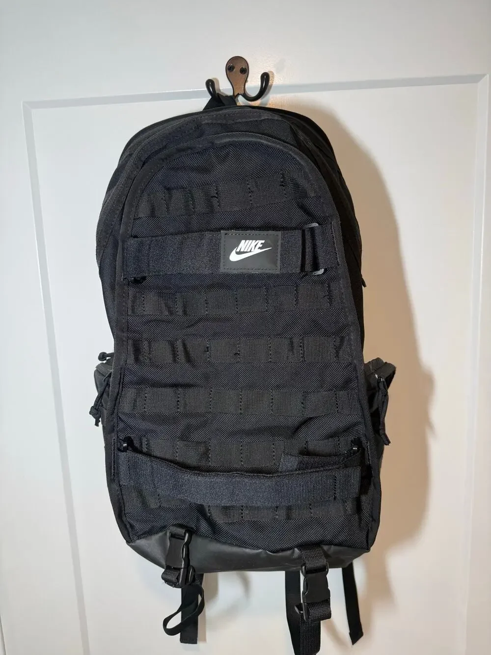 Nike Sportswear RPM 26L Black Tactical Skate Laptop Casual Backpack. One Size.